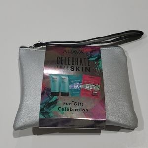 Ahava Dead Sea Mineral Gift Set and Cosmetic Bag